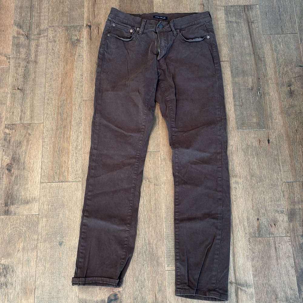 Lucky Brand 410 Athletic Straight Chinos